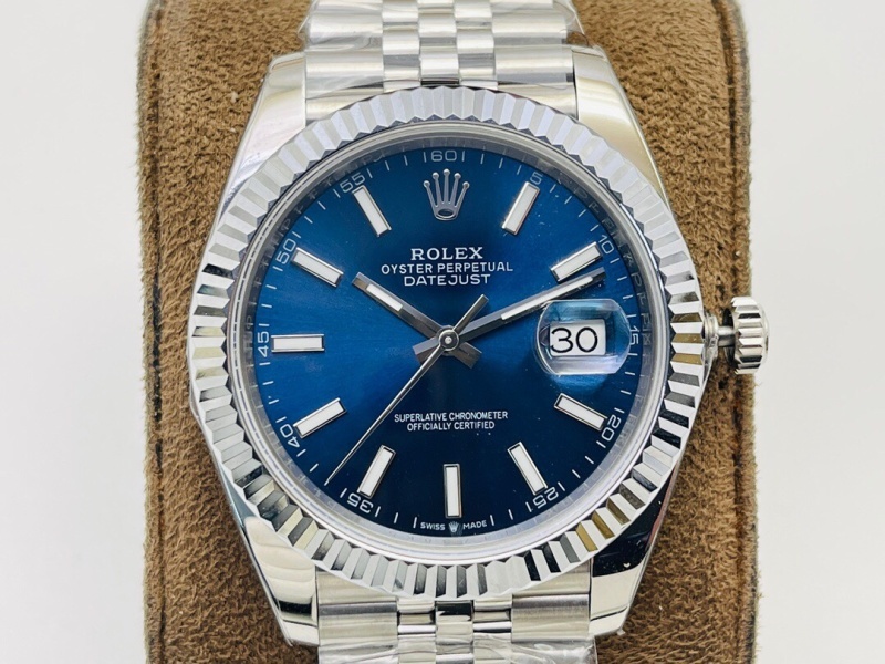 Watch0075