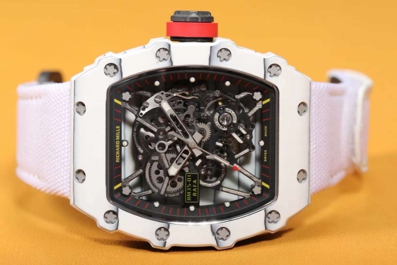 Watch0284