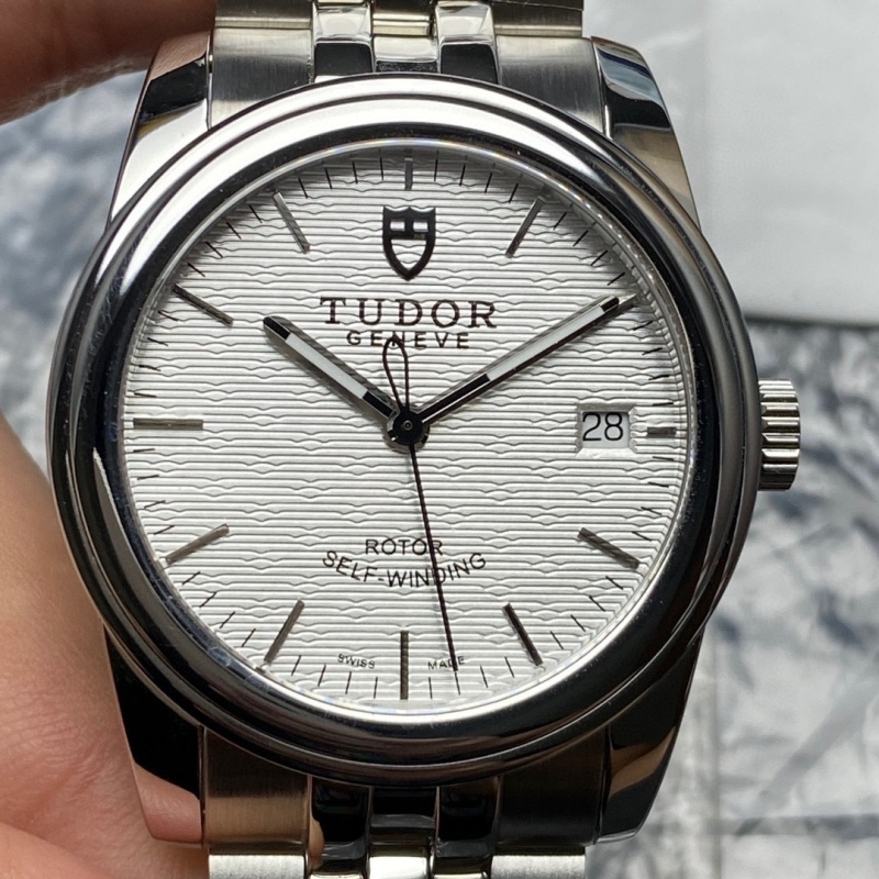 Watch0134
