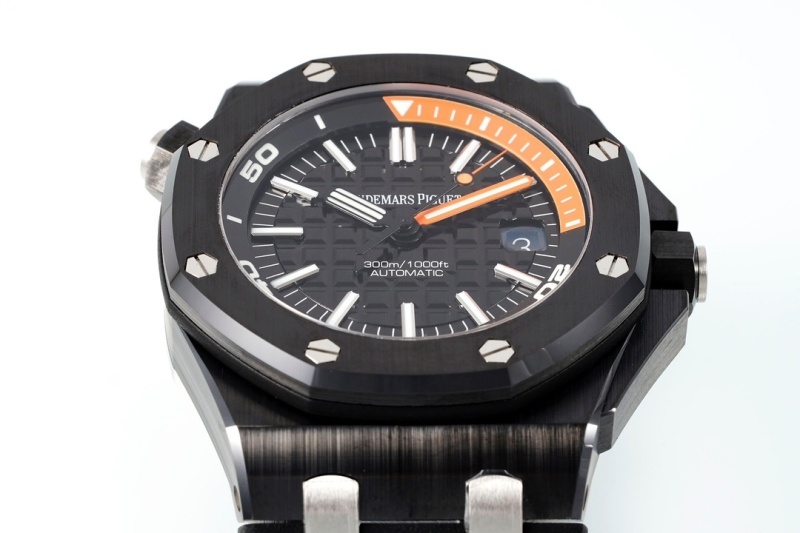 Watch0538