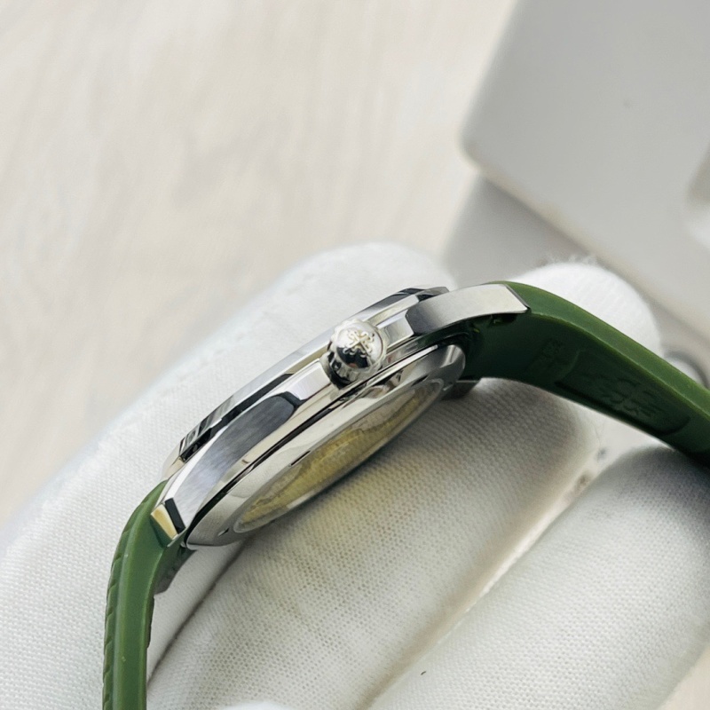 Watch0669