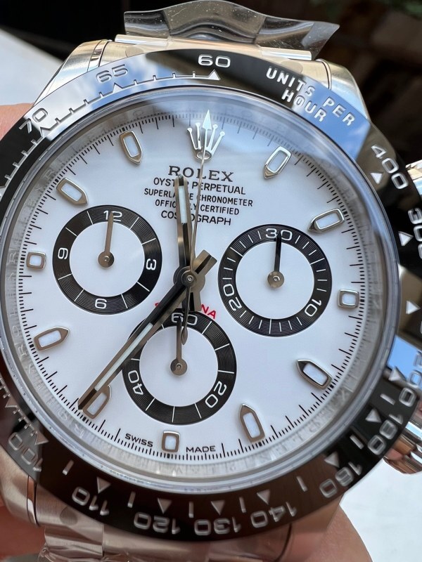 Watch0195