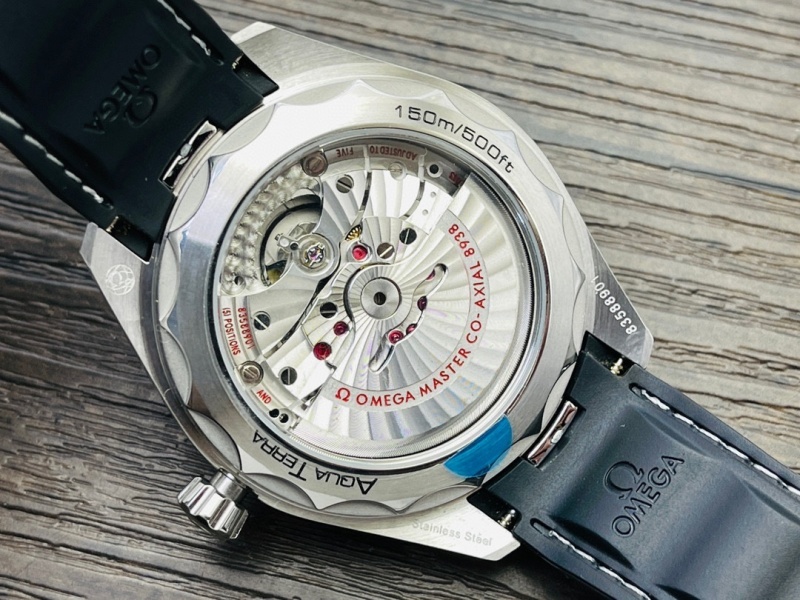 Watch0180