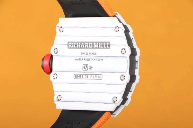 Watch0287