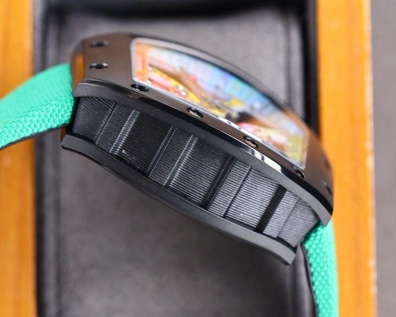 Watch0159