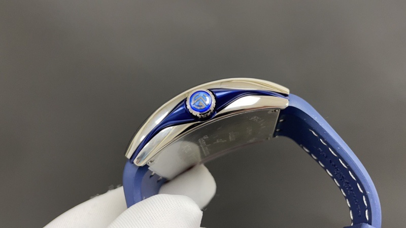 Watch0304