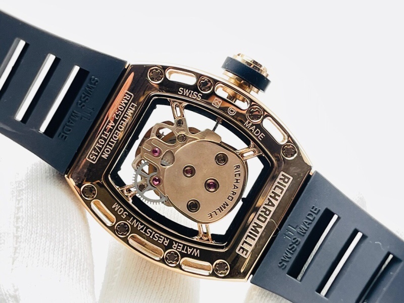 Watch0048