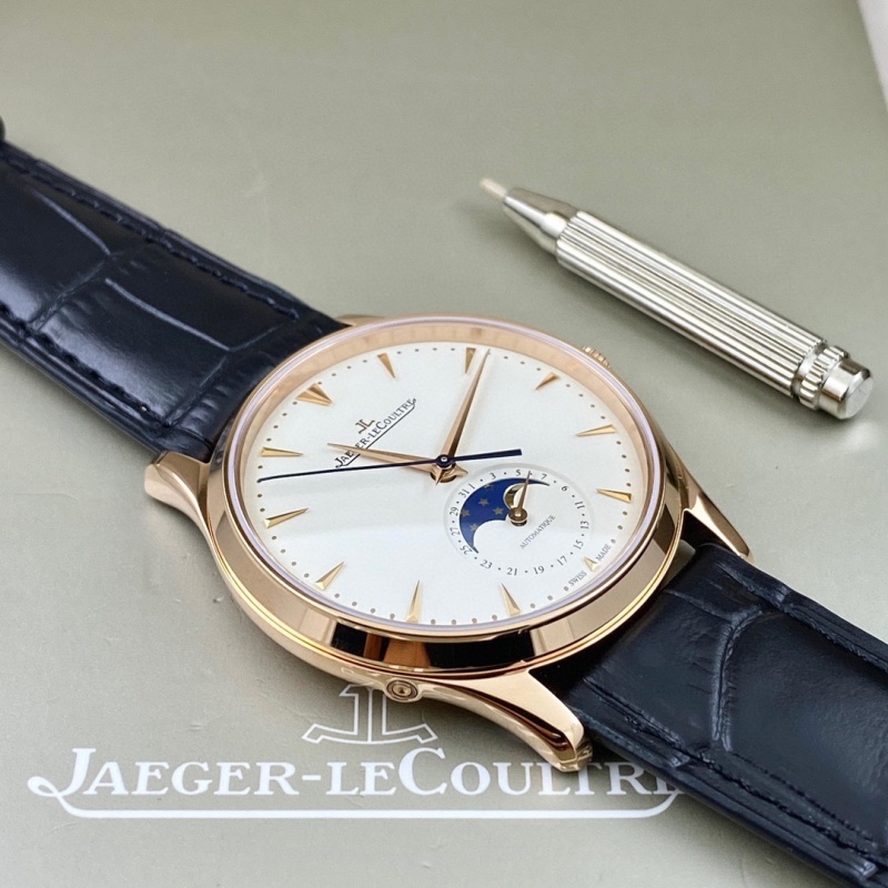Watch0435