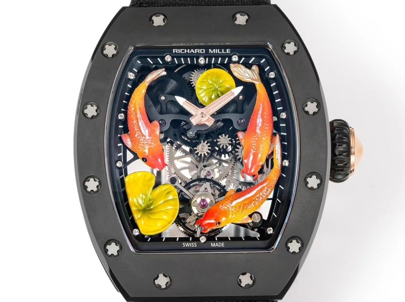 Watch0694