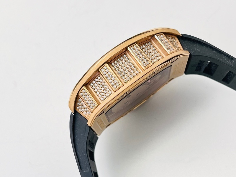 Watch0832