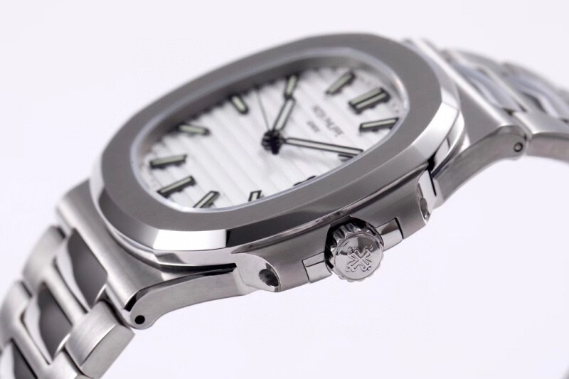 Watch0432