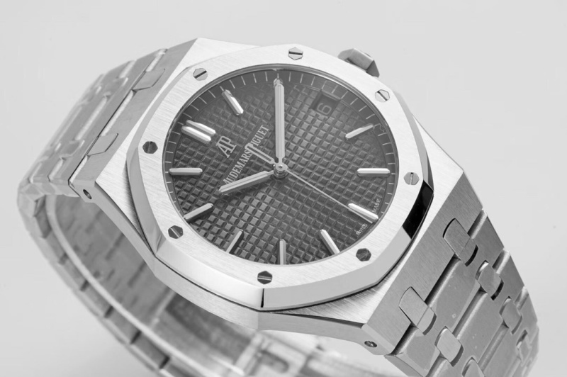 Watch0631