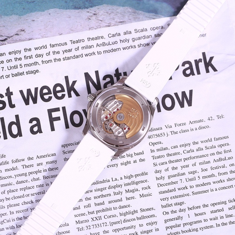 Watch0575