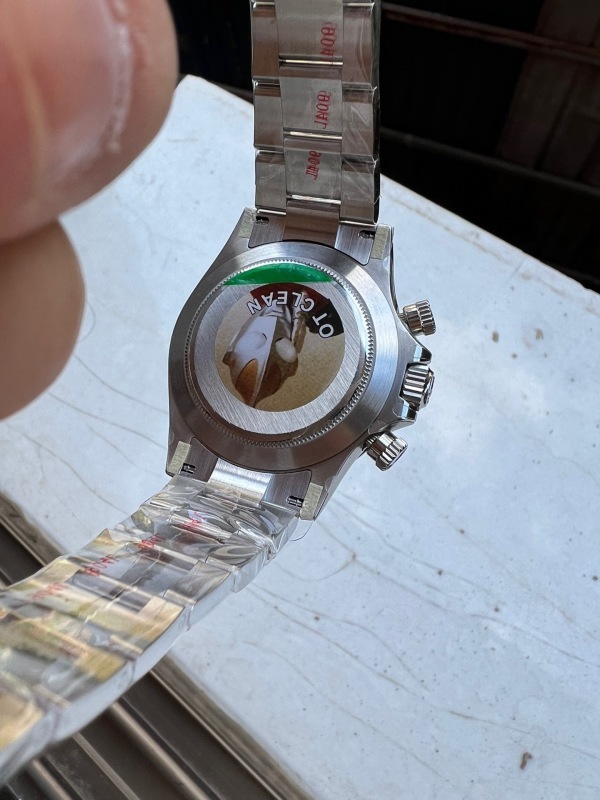 Watch0195