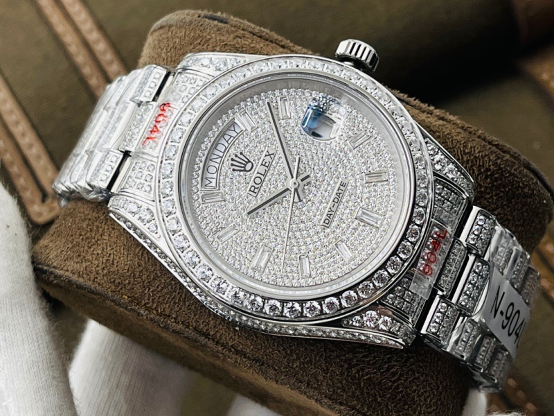 Watch0295
