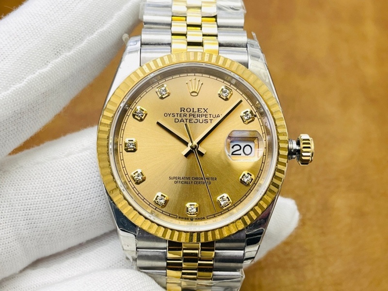 Watch0658