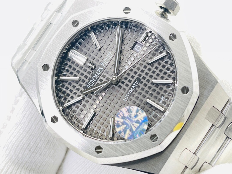 Watch0050