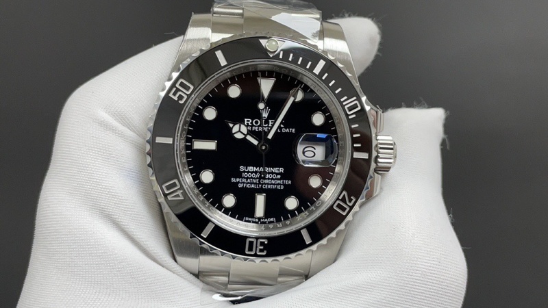 Watch0100