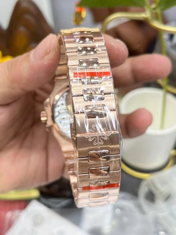 Watch0423