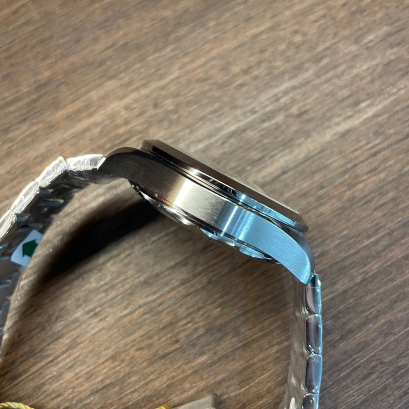 Watch0052