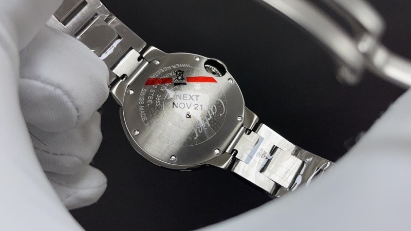 Watch0270