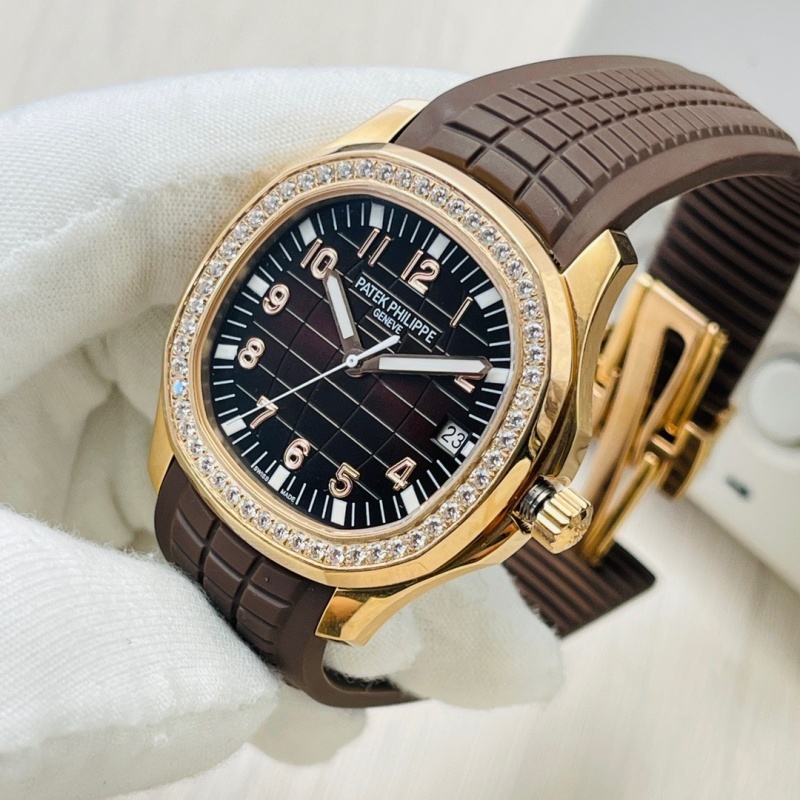 Watch0665