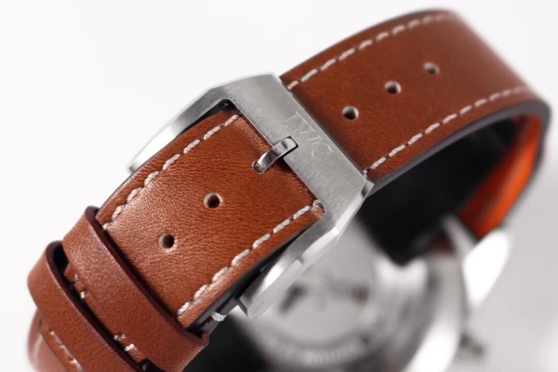 Watch0378