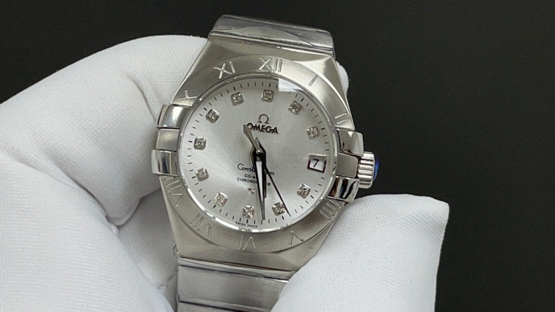 Watch0273