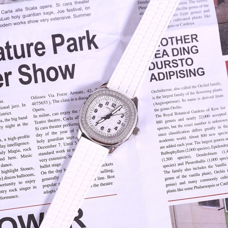 Watch0575