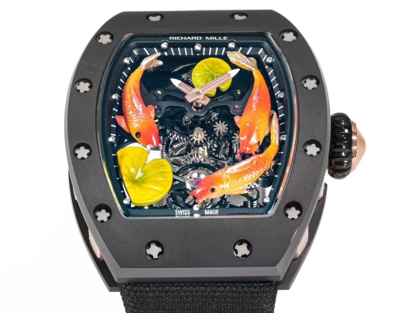 Watch0694