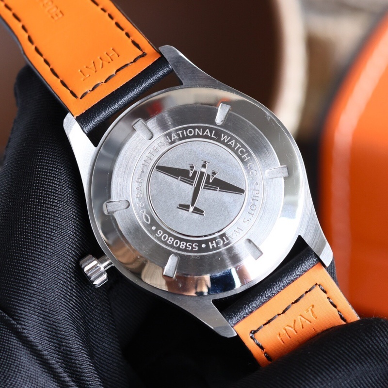 Watch0383