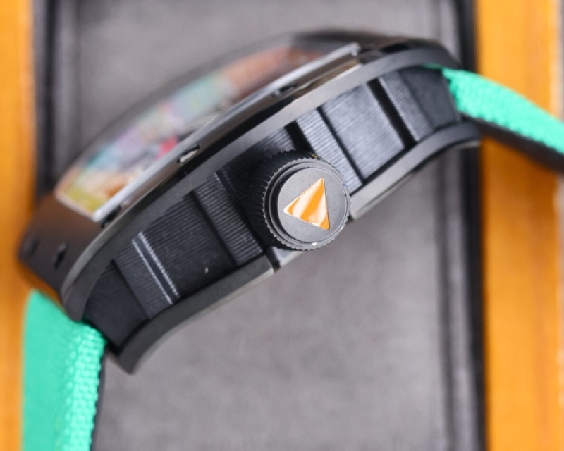 Watch0159