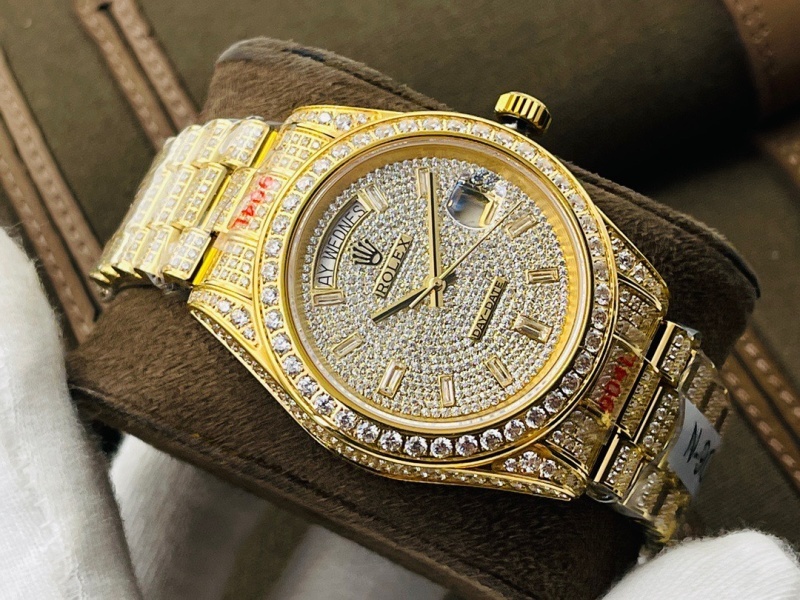 Watch0294