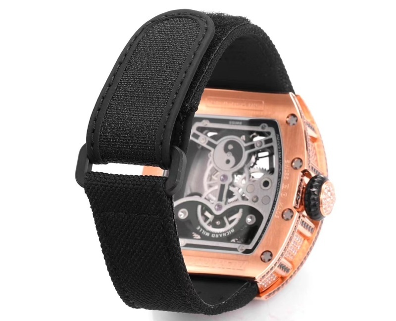 Watch0787