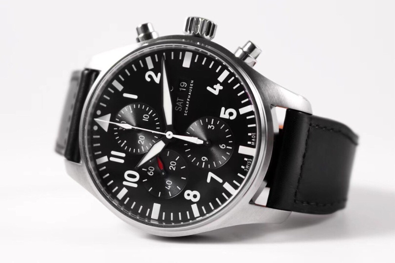 Watch0379