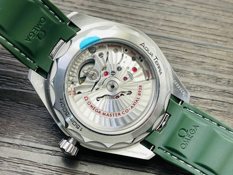 Watch0181