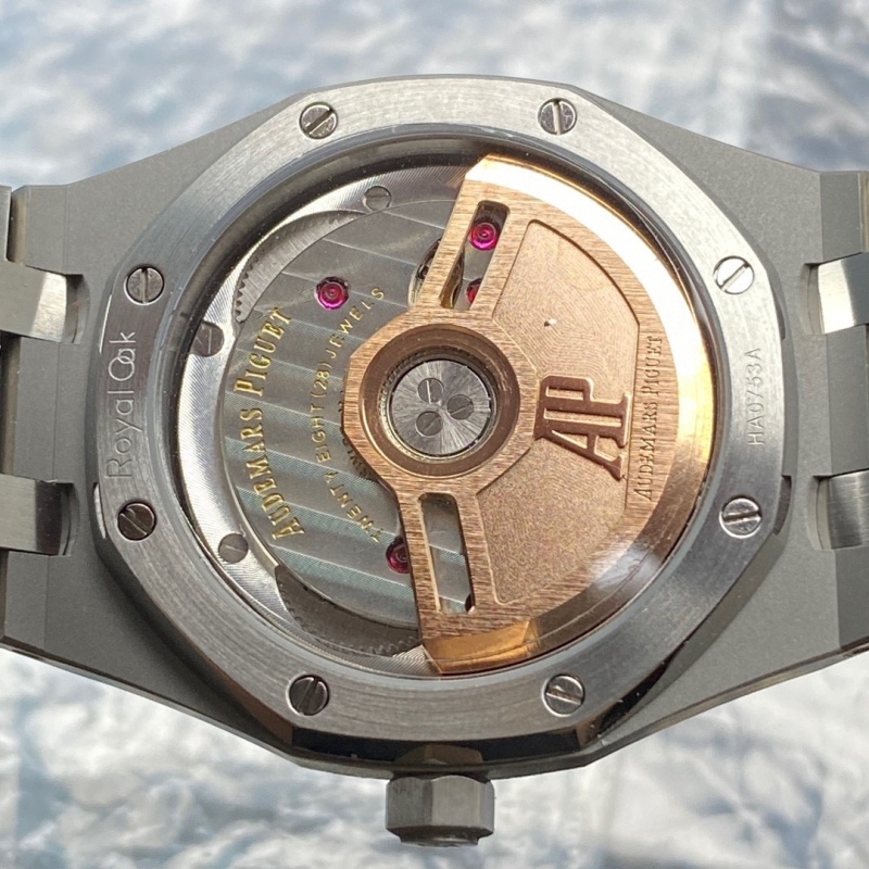 Watch0132