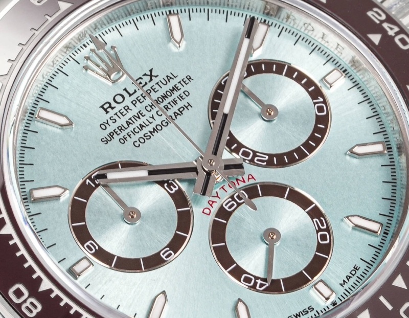 Watch0737