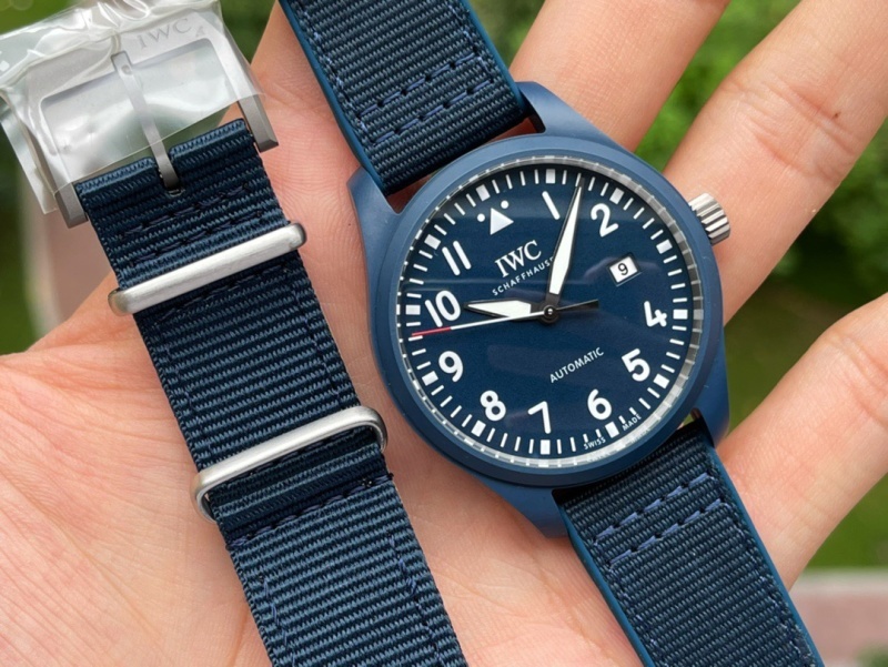 Watch0833