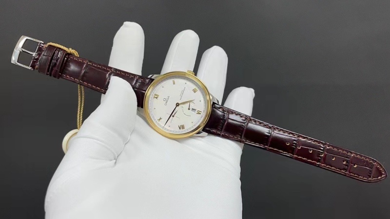 Watch0258
