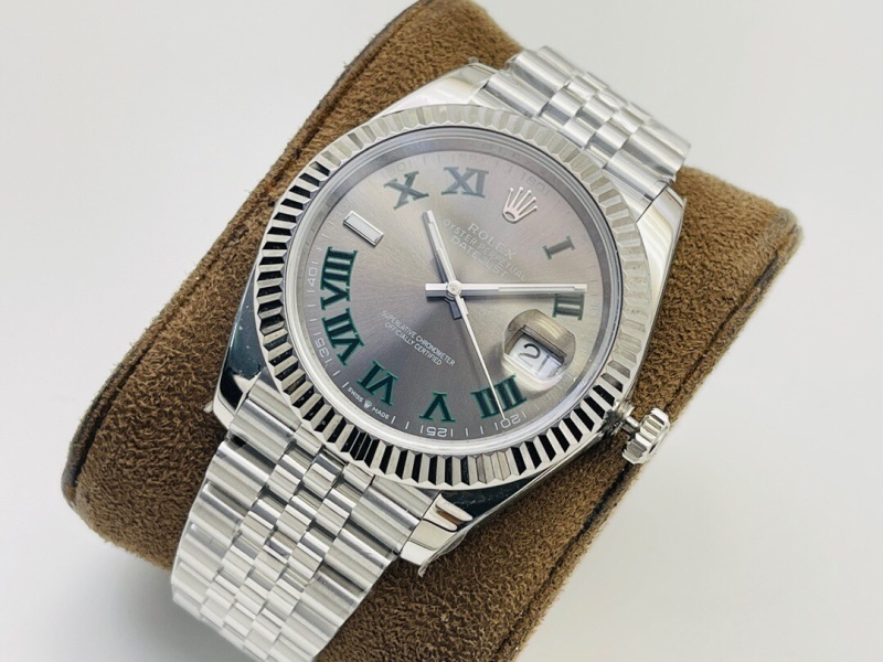 Watch0077