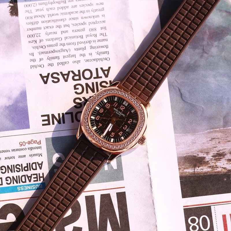 Watch0579