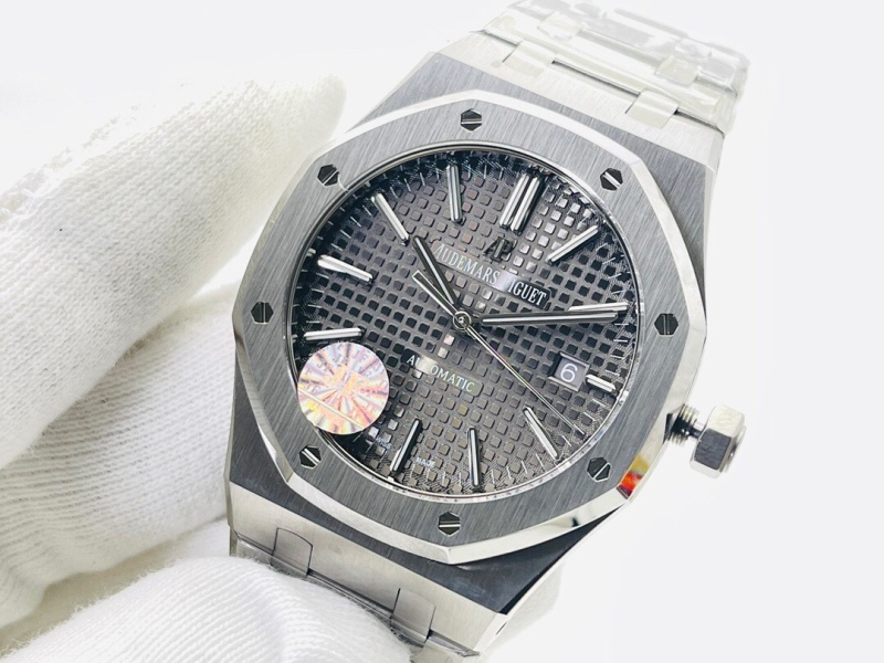 Watch0050