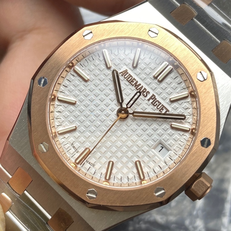 Watch0131