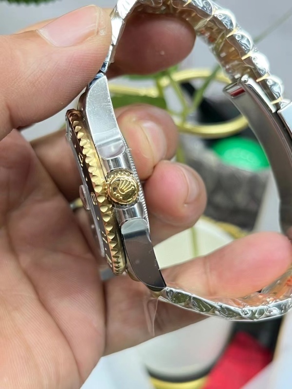 Watch0426