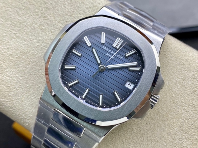 Watch0175