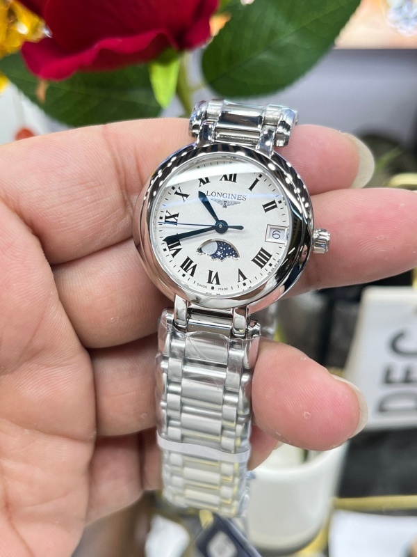 Watch0641