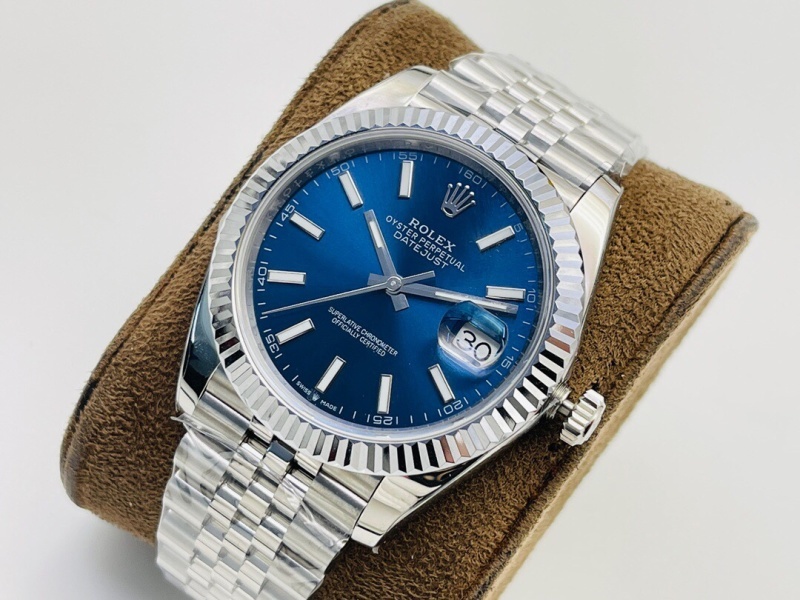 Watch0075
