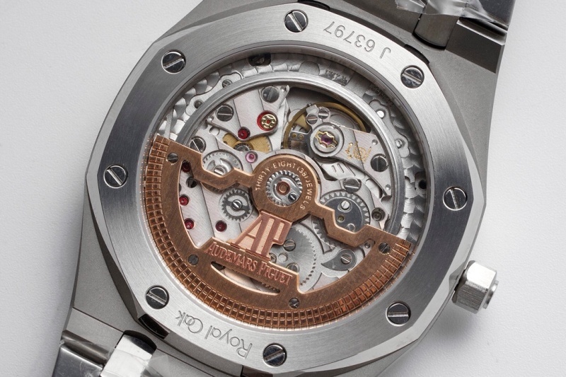 Watch0061