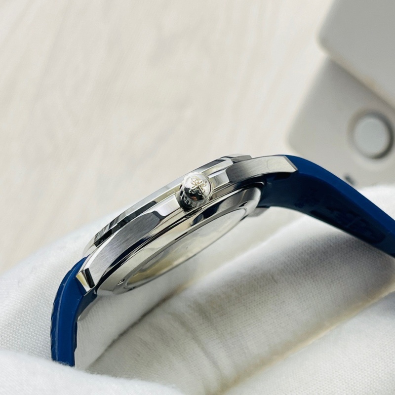 Watch0670